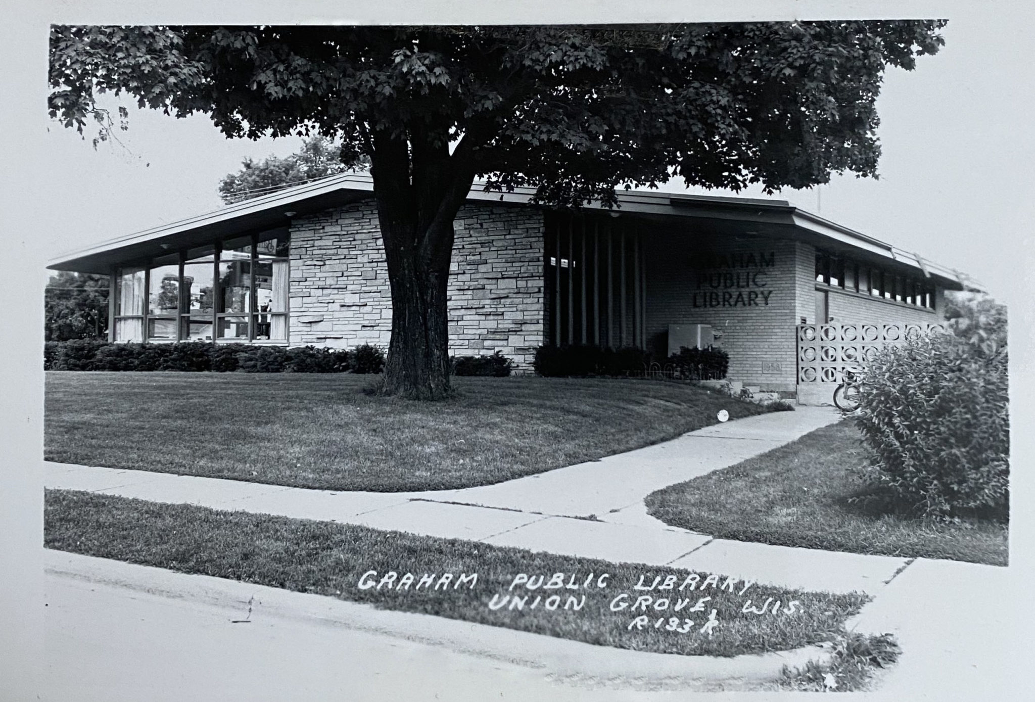 GrahamLibraryPostcard-2048x1389 Black and White Photo of Graham Library